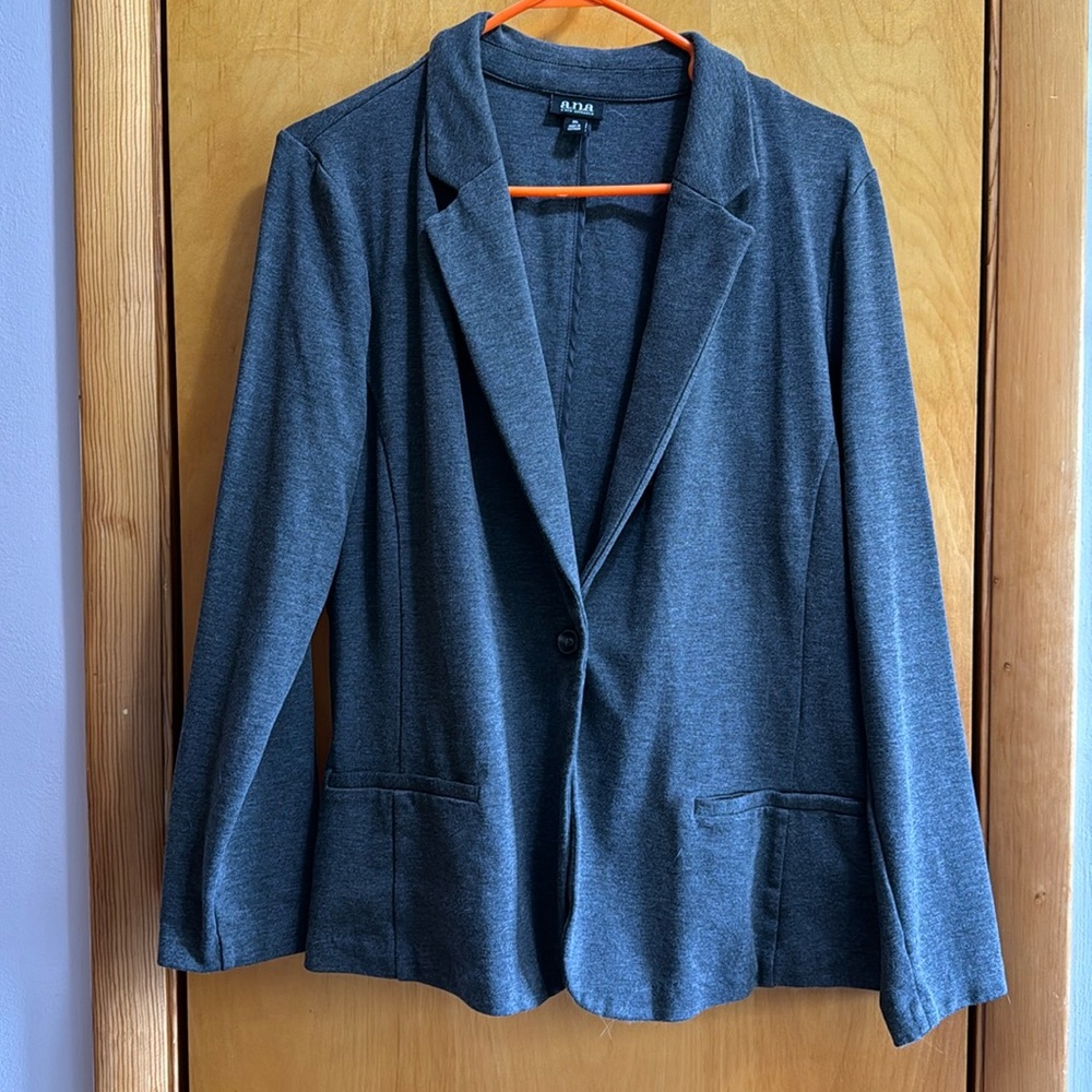 Women’s Lightweight Blazer in Gray size XL